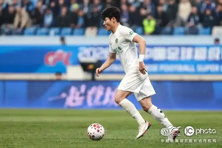 CBA联赛：浙江广厦 VS 深圳马可波罗